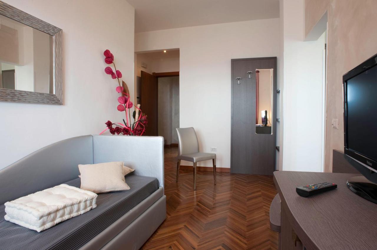 Hotel Astoria Fermo Exterior photo